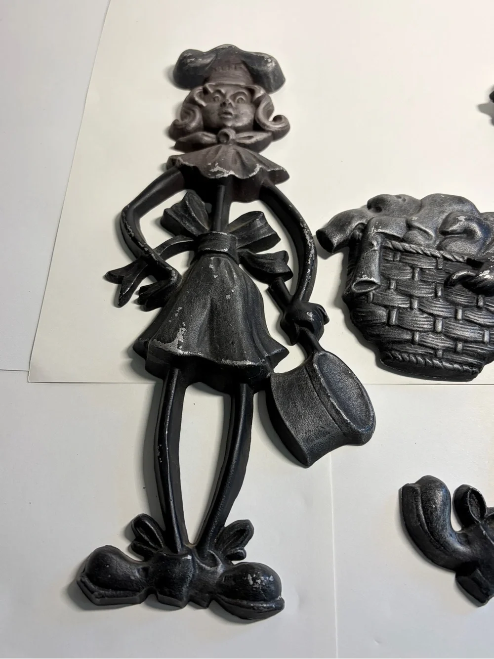 Vintage Sexton 1971 Cast Aluminum Chore Girl Figurine Wall Art Set
